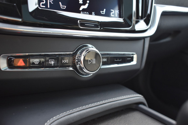 Volvo V90 Cross Country T5 250PK AWD Automaat Pro | Carplay | Panodak | BLIS | 360 Camera | ACC | Keyless | 20'' |