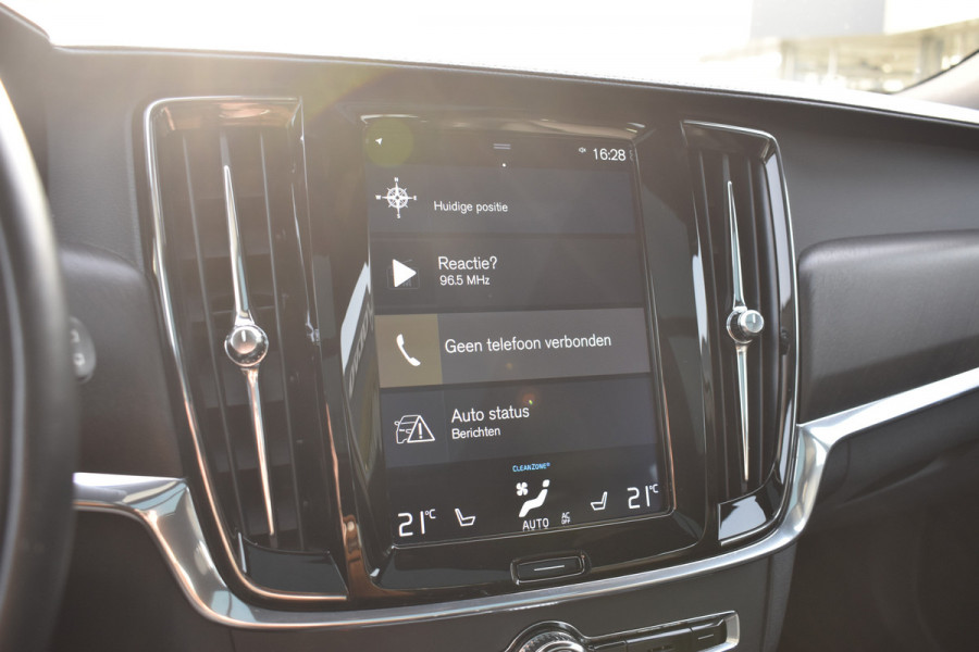 Volvo V90 Cross Country T5 250PK AWD Automaat Pro | Carplay | Panodak | BLIS | 360 Camera | ACC | Keyless | 20'' |