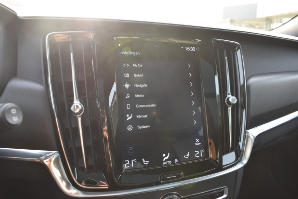 Volvo V90 Cross Country T5 250PK AWD Automaat Pro | Carplay | Panodak | BLIS | 360 Camera | ACC | Keyless | 20'' |