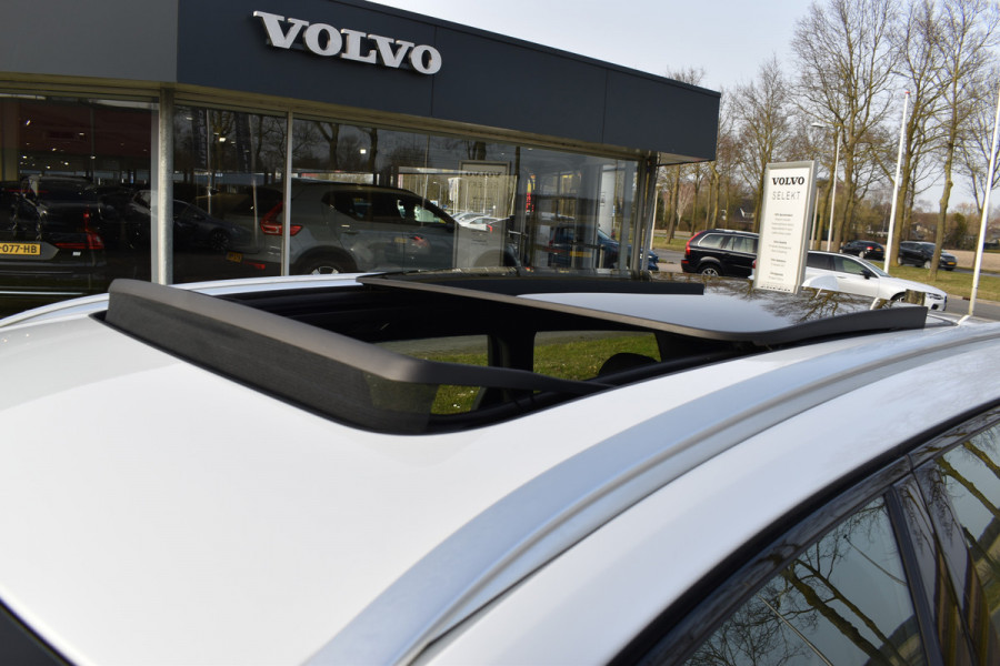Volvo V90 Cross Country T5 250PK AWD Automaat Pro | Carplay | Panodak | BLIS | 360 Camera | ACC | Keyless | 20'' |