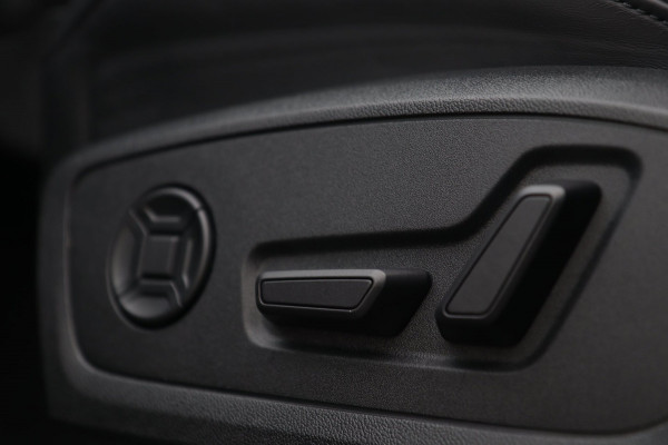 Audi A6 Avant 45 TFSI / MEMORY / ACC / KEYLESS / CAMERA / CARPLAY / DODEHOEK / 20'