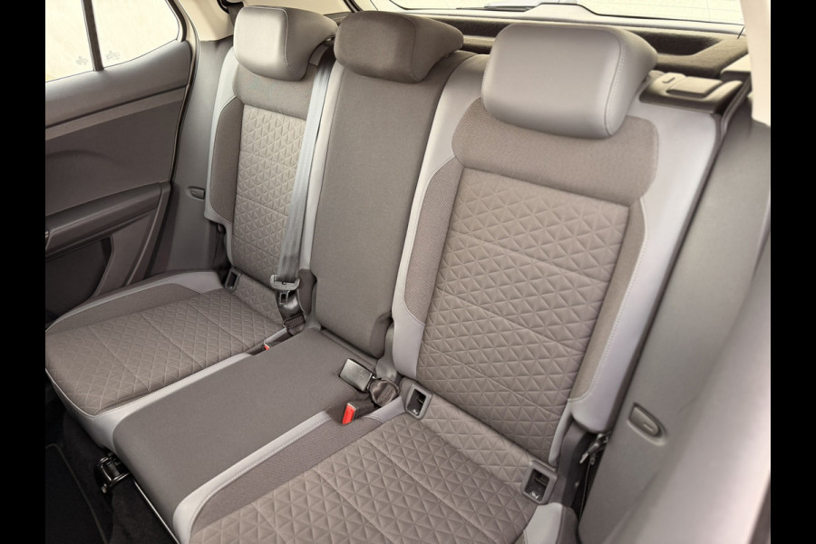 Volkswagen T-Cross 1.0 TSI Style LED 17'' Stoelverw CarPlay