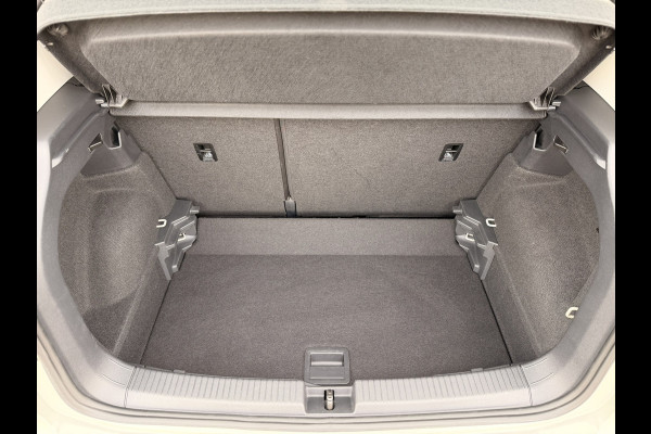 Volkswagen T-Cross 1.0 TSI Style LED 17'' Stoelverw CarPlay