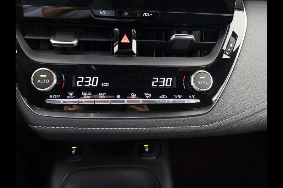 Toyota Corolla Touring Sports Hybrid 140 Business Luxury | Stuur-& Stoelverwarming | Adaptieve Cruise control | Apple CarPlay & AndroidAUTO |