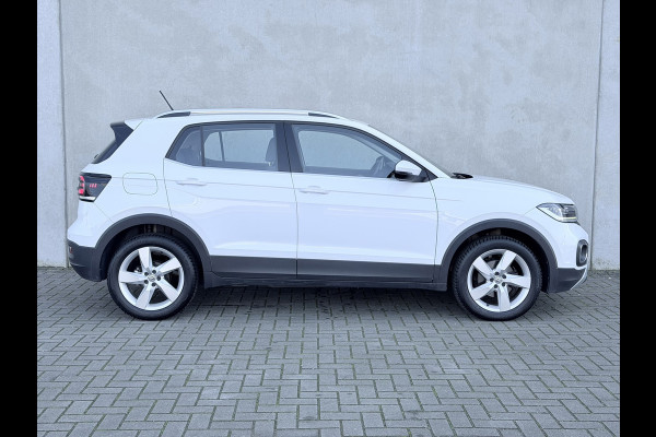 Volkswagen T-Cross 1.0 TSI Style LED 17'' Stoelverw CarPlay