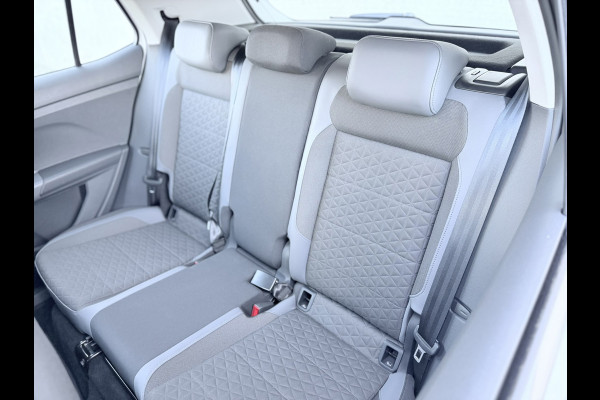 Volkswagen T-Cross 1.0 TSI Style LED 17'' Stoelverw CarPlay