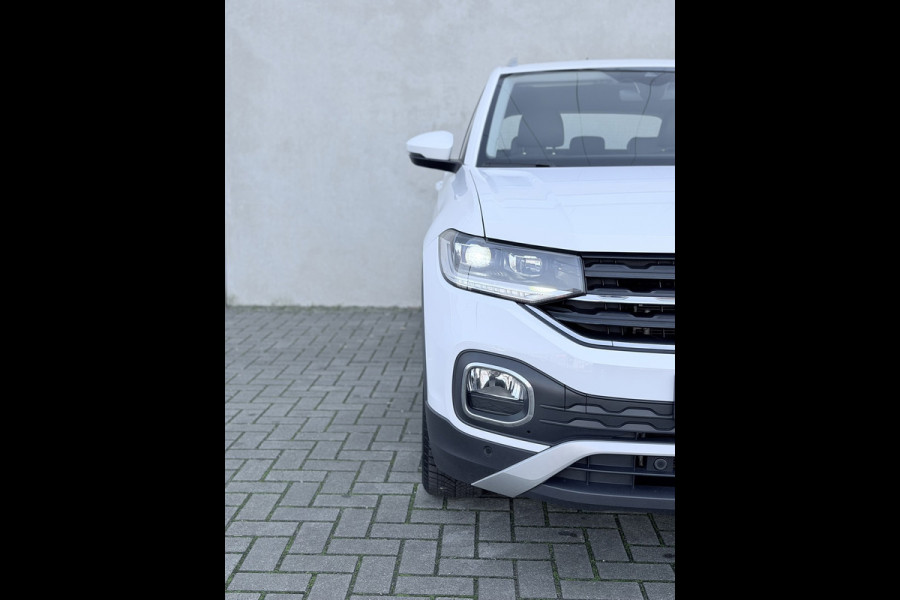 Volkswagen T-Cross 1.0 TSI Style LED 17'' Stoelverw CarPlay