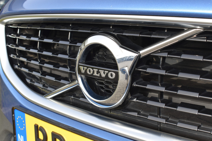 Volvo V40 T4 190PK Automaat Business Sport | PDC V/A | Cruise Control | Camera Achter | 17'' | Stoelverwarming