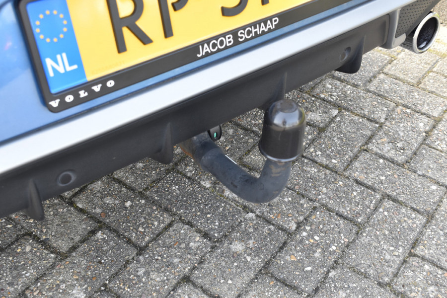 Volvo V40 T4 190PK Automaat Business Sport | PDC V/A | Cruise Control | Camera Achter | 17'' | Stoelverwarming