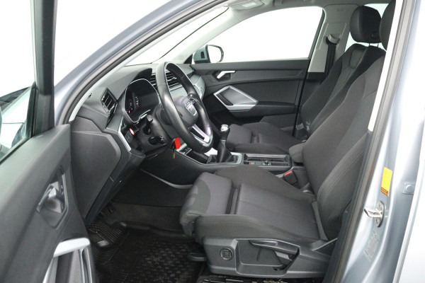 Audi Q3 35 TFSI Pro Line (STOELVERWARMING, CRUISE CONTROL, NAVIGATIE, LANE-ASSIST, PARKEERSENSOREN)