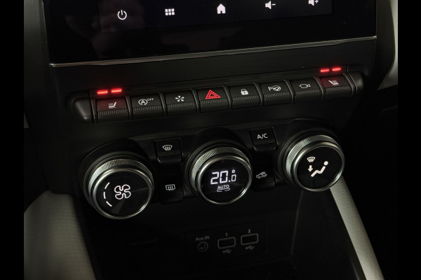 Renault Captur 1.3 TCe 155 Edition One | Groot Navi | ACC | Bose | 18" | Dodehoek | 360 | Stoel & Stuur Verwarming | 100% Renault onderhouden!