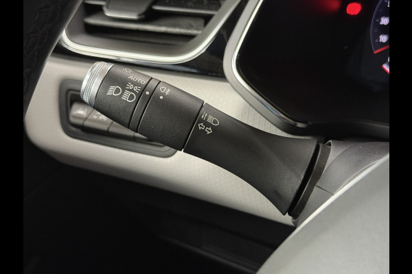 Renault Captur 1.3 TCe 155 Edition One | Groot Navi | ACC | Bose | 18" | Dodehoek | 360 | Stoel & Stuur Verwarming | 100% Renault onderhouden!