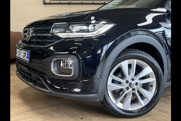 Volkswagen T-Cross 1.0 TSI Styl R-Line | Navi | ACC | Dode hoek| 17' | Carplay | PDC V+A | Stoelverwarming |