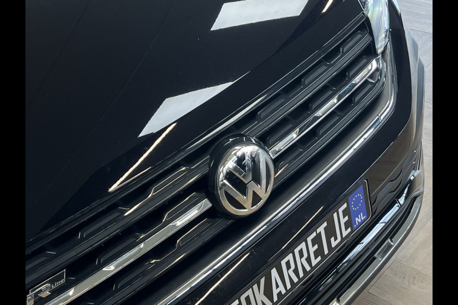Volkswagen T-Cross 1.0 TSI Styl R-Line | Navi | ACC | Dode hoek| 17' | Carplay | PDC V+A | Stoelverwarming |