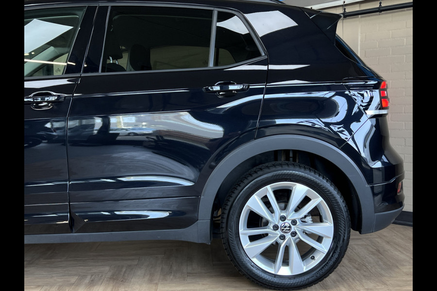 Volkswagen T-Cross 1.0 TSI Styl R-Line | Navi | ACC | Dode hoek| 17' | Carplay | PDC V+A | Stoelverwarming |