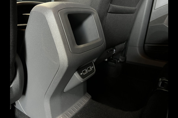 Volkswagen T-Cross 1.0 TSI Styl R-Line | Navi | ACC | Dode hoek| 17' | Carplay | PDC V+A | Stoelverwarming |