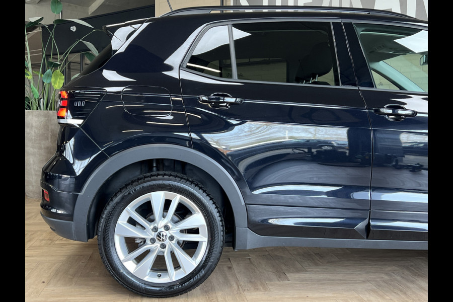 Volkswagen T-Cross 1.0 TSI Styl R-Line | Navi | ACC | Dode hoek| 17' | Carplay | PDC V+A | Stoelverwarming |