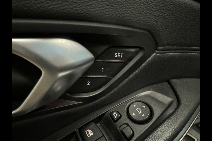 BMW 3 Serie Touring 330i High Executive Pano|HuD|H/K|Memory