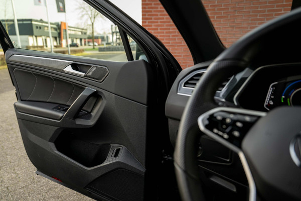Volkswagen Tiguan 1.4 TSI eHybrid R-Line Blackstyle 360° DCC Pano