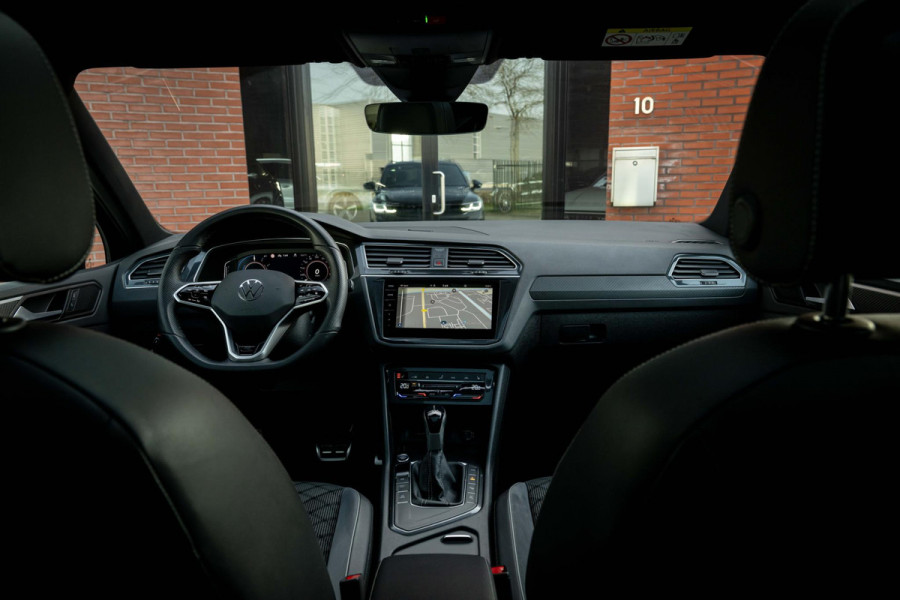 Volkswagen Tiguan 1.4 TSI eHybrid R-Line Blackstyle 360° DCC Pano