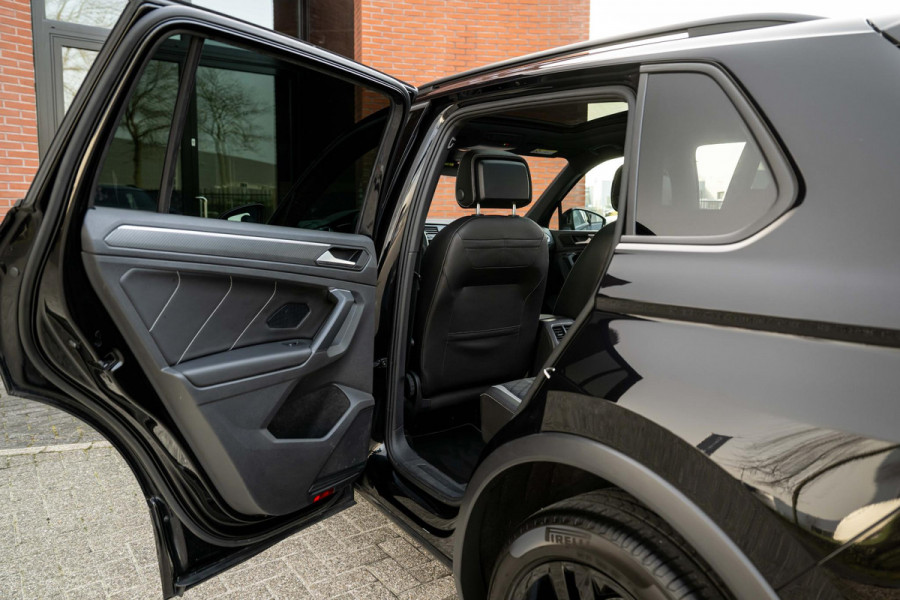 Volkswagen Tiguan 1.4 TSI eHybrid R-Line Blackstyle 360° DCC Pano