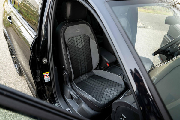 Volkswagen Tiguan 1.4 TSI eHybrid R-Line Blackstyle 360° DCC Pano