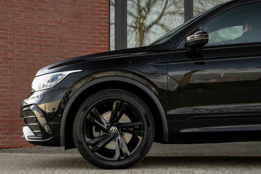 Volkswagen Tiguan 1.4 TSI eHybrid R-Line Blackstyle 360° DCC Pano
