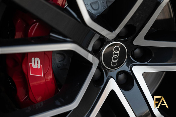 Audi Q7 60 TFSI e quattro Competition Panodak|Carbon|RSSeats|Sfeer