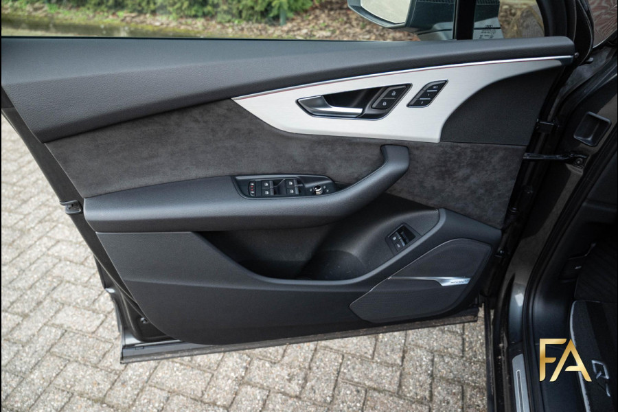 Audi Q7 60 TFSI e quattro Competition Panodak|Carbon|RSSeats|Sfeer