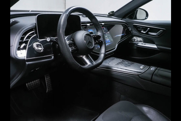 Mercedes-Benz E-Klasse 300 e AMG Plug-In Hybride AMG Line | Night Pakket | Panorama Schif-Kanteldak | MBUX Superscreen | Burmester® | 20 Inch AMG Velgen. Inclusief 24 maanden MB Certified garantie voor Europa.