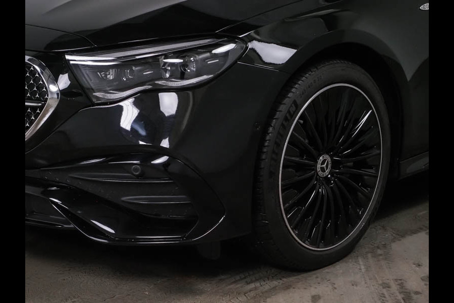 Mercedes-Benz E-Klasse 300 e AMG Plug-In Hybride AMG Line | Night Pakket | Panorama Schif-Kanteldak | MBUX Superscreen | Burmester® | 20 Inch AMG Velgen. Inclusief 24 maanden MB Certified garantie voor Europa.