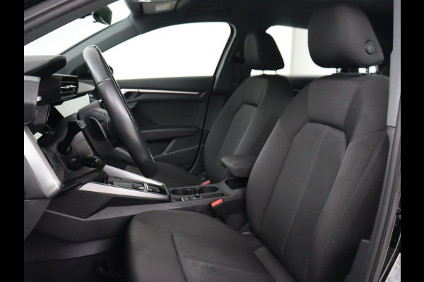 Audi A3 30 TFSI Pro Line | Carplay | Full LED | Climate control | Cruise control | Audi Sound | Bluetooth | Parkeerhulp
