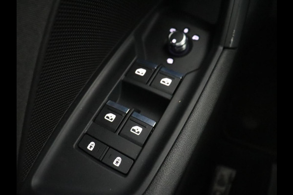 Audi A3 30 TFSI Pro Line | Carplay | Full LED | Climate control | Cruise control | Audi Sound | Bluetooth | Parkeerhulp