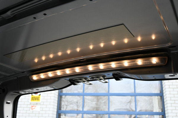 Mercedes-Benz Vito 114 CDI L2 Camera, Trekhaak, Achterdeuren