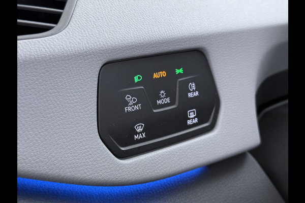 Volkswagen ID.3 First Plus 62kWh Navi-Pro Adap.Cruise Camera Matrix led 19" Ecc Apple Carplay Android Auto SOH 86% Stoel+Stuurverwarming Lmv Privacy Glas Keyless Rijstrooksensor 1e Eigenaar Origineel Nederlandse Auto