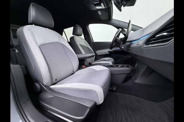 Volkswagen ID.3 First Plus 62kWh Navi-Pro Adap.Cruise Camera Matrix led 19" Ecc Apple Carplay Android Auto SOH 86% Stoel+Stuurverwarming Lmv Privacy Glas Keyless Rijstrooksensor 1e Eigenaar Origineel Nederlandse Auto