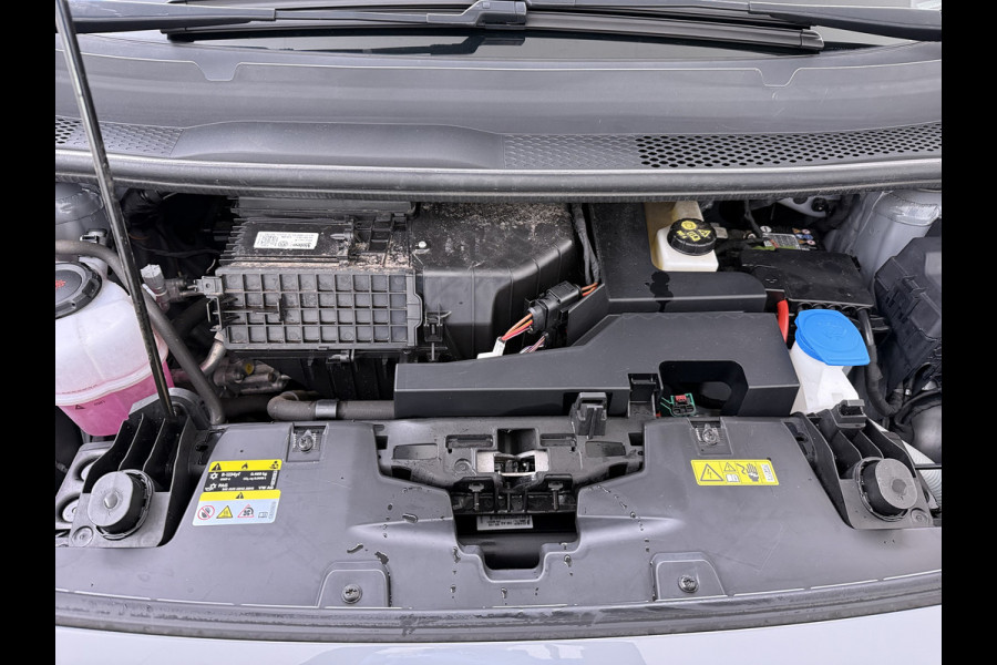 Volkswagen ID.3 First Plus 62kWh Navi-Pro Adap.Cruise Camera Matrix led 19" Ecc Apple Carplay Android Auto SOH 86% Stoel+Stuurverwarming Lmv Privacy Glas Keyless Rijstrooksensor 1e Eigenaar Origineel Nederlandse Auto