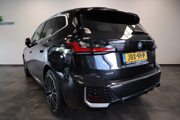 BMW 2 Serie Active Tourer M-Sport 225e xDrive HUD Keyless Go/Start 360 camera LED 24 maanden garantie mogelijk (*vraag naar de voorwaarden)