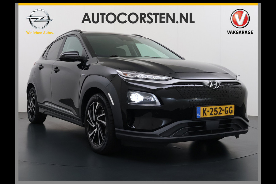 Hyundai Kona EV 64kWh 204pk SOH 100% Premium Schuif-/Kanteldak Leer Warmtepomp Head-Up Display Apple Carplay Android Navi Camera Elektr.Stoel Pdc Subwoofer Bluetooth Dodehoek detector Privacy Glas Rijstrooksensor 1e Eigenaar Origineel Nederlandse Auto Volledig Dealeronderhouden