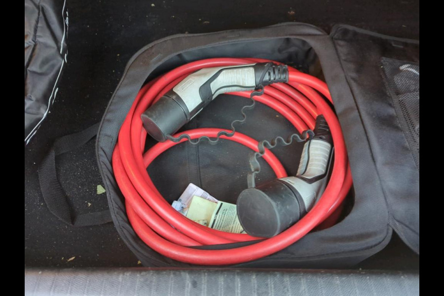 Peugeot e-208 EV GT Pack 50 kWh NL-AUTO | PANODAK | 360 CAMERA