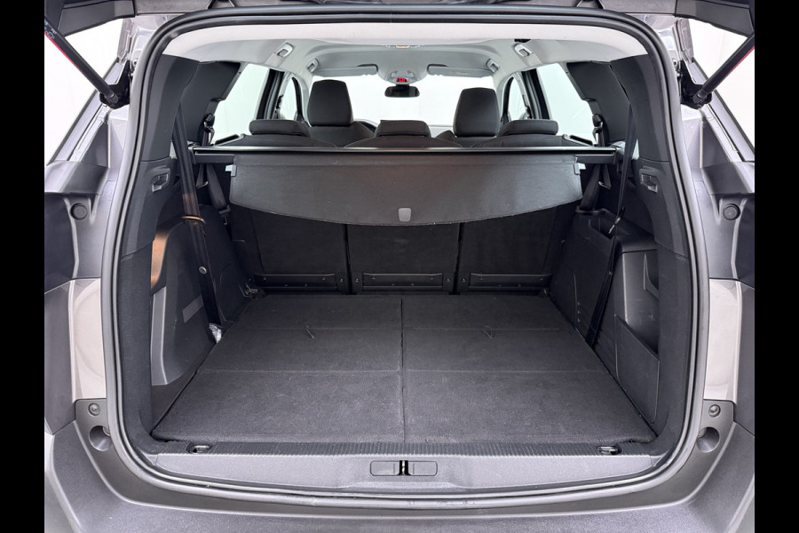 Peugeot 5008 1.2T 131PK Automaat 7-Persoons Navi Ecc 360°Camera Apple Carplay Android Auto Cruise Control Active Pack Business LMV Pdc Bluetooth Isofix Led Verkeersbord detectie Licht-Regensensor Origineel Nederlandse Auto
