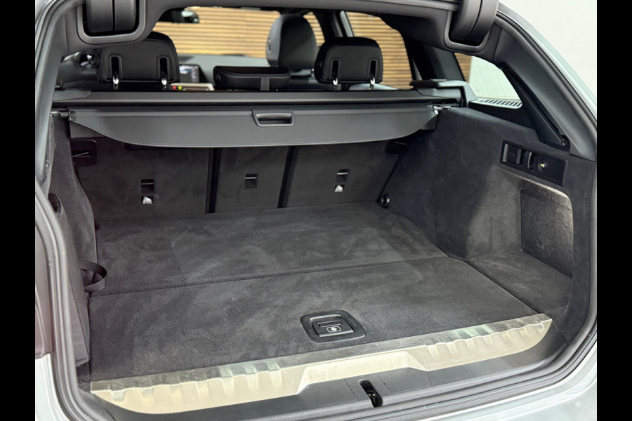 BMW 3 Serie Touring 320e Sportline | Pano | Leder | Laser | Shadow Line | Trekhaak elektr. | 18 inch | Stoelverwarming