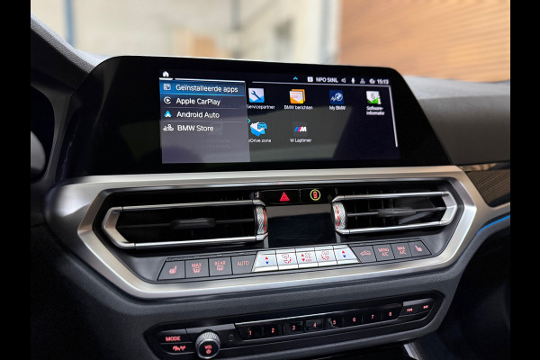 BMW 3 Serie Touring 320e Sportline | Pano | Leder | Laser | Shadow Line | Trekhaak elektr. | 18 inch | Stoelverwarming