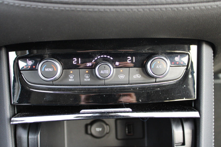 Opel Grandland X 1.6 Turbo Ultimate | Trekhaak | BLIS | Carplay | Navigatie | Trekhaak |