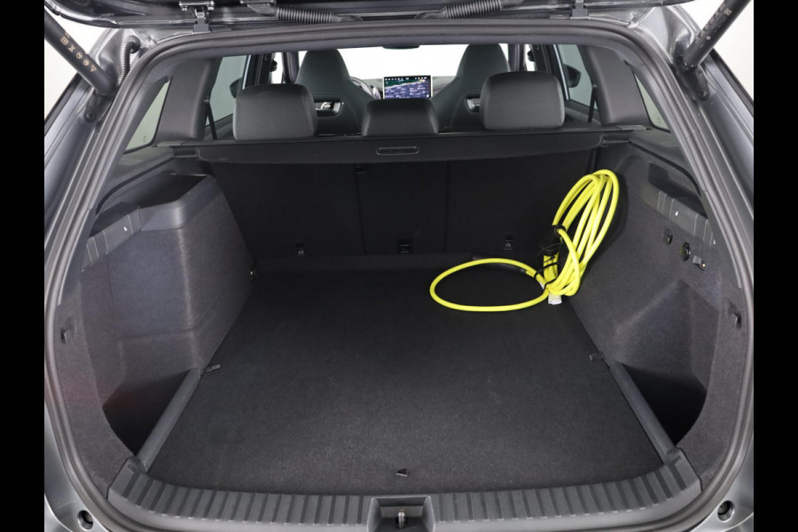 Škoda Kodiaq 1.5 TSI PHEV Sportline Business 204 pk Automaat (DSG) | Verlengde garantie | Navigatie | Panoramadak | Trekhaak (wegklapbaar) | Parkeersensoren | Achteruitrijcamera | Stoelverwarming v/a |