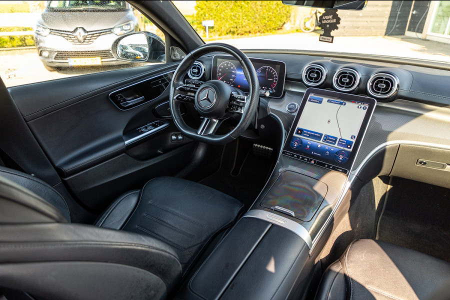 Mercedes-Benz C-Klasse Estate 300 e Luxury Line i phev I Leder I Carplay I Digital Light I AMG I Dealeronderhouden I