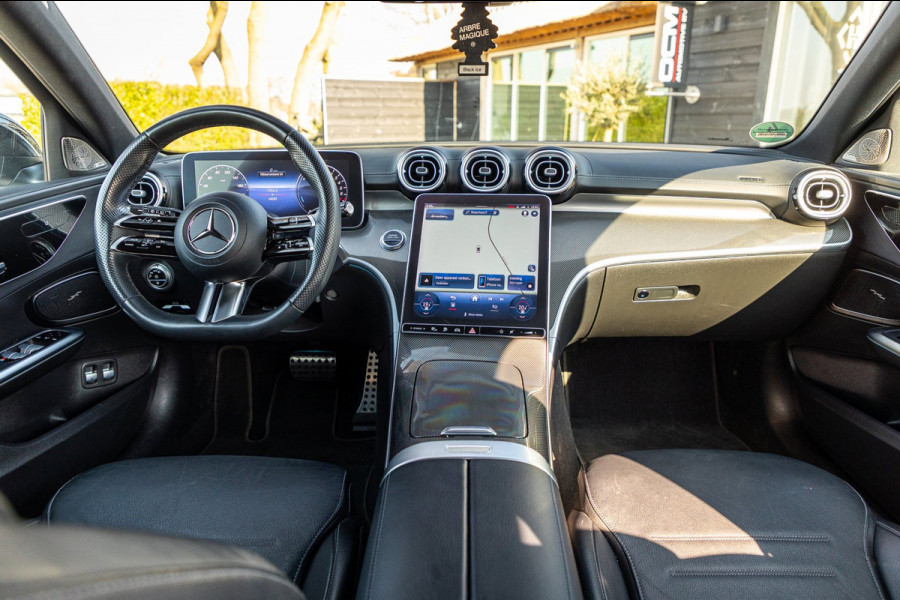 Mercedes-Benz C-Klasse Estate 300 e Luxury Line i phev I Leder I Carplay I Digital Light I AMG I Dealeronderhouden I