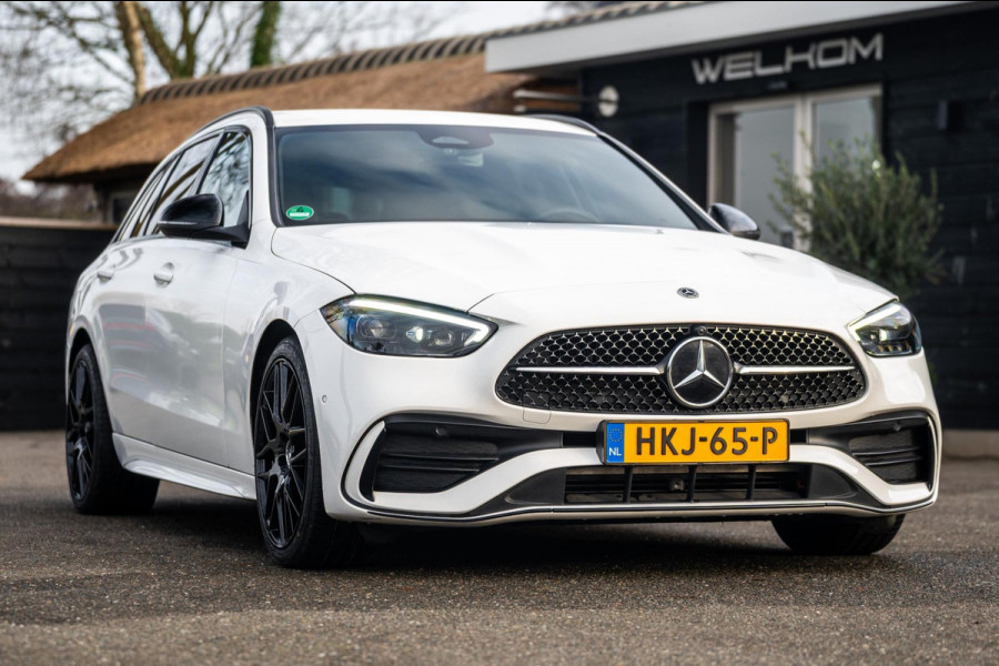 Mercedes-Benz C-Klasse Estate 300 e Luxury Line i phev I Leder I Carplay I Digital Light I AMG I Dealeronderhouden I
