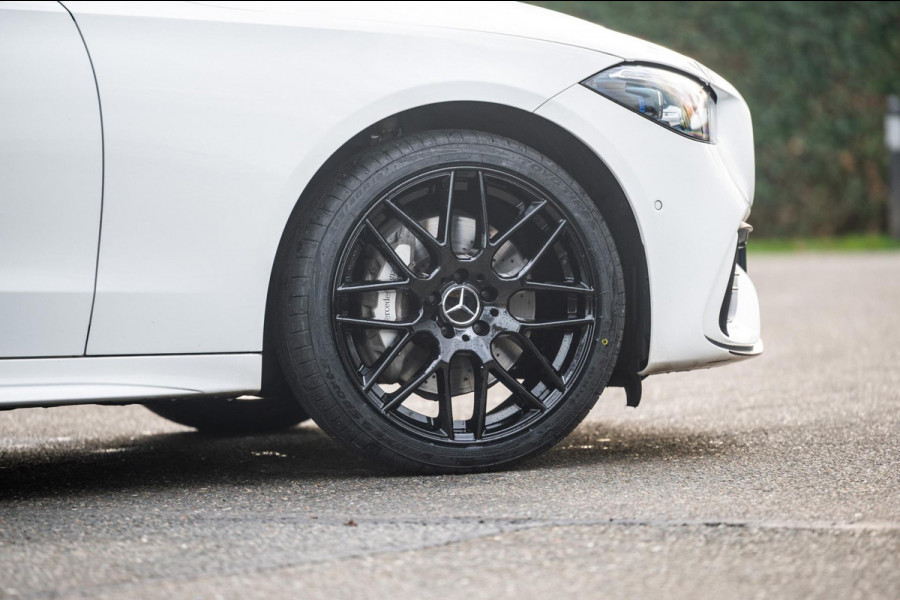 Mercedes-Benz C-Klasse Estate 300 e Luxury Line i phev I Leder I Carplay I Digital Light I AMG I Dealeronderhouden I