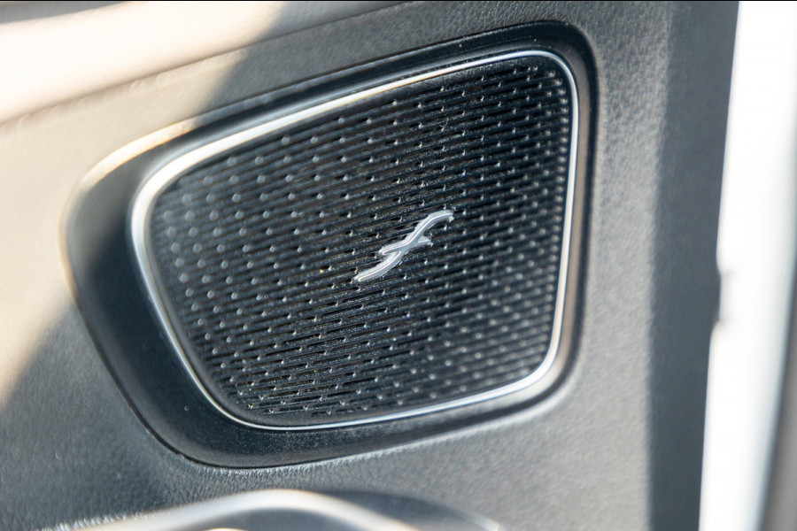 Mercedes-Benz C-Klasse Estate 300 e Luxury Line i phev I Leder I Carplay I Digital Light I AMG I Dealeronderhouden I